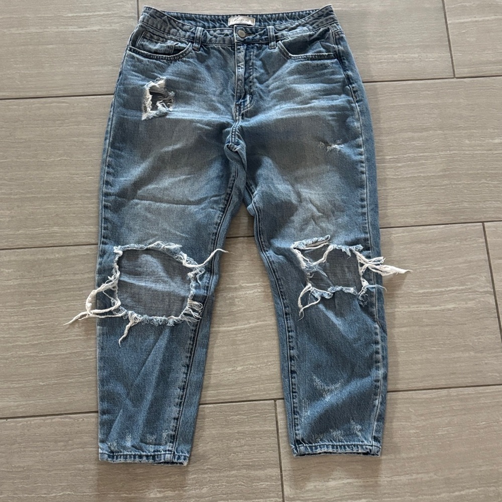 KanCan Distressed Blue Jeans